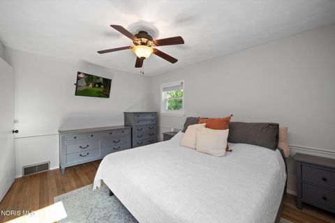 Tiny photo for 3813 Philmar Drive, Toledo, OH 43623 (MLS # 10007548)