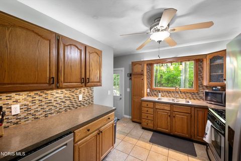 Tiny photo for 3813 Philmar Drive, Toledo, OH 43623 (MLS # 10007548)