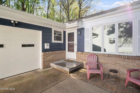 Tiny photo for 3813 Philmar Drive, Toledo, OH 43623 (MLS # 10007548)