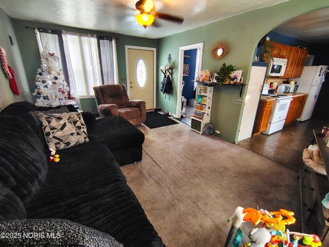 Tiny photo for 207 Superior Street, Oakwood, OH 45873 (MLS # 10014415)