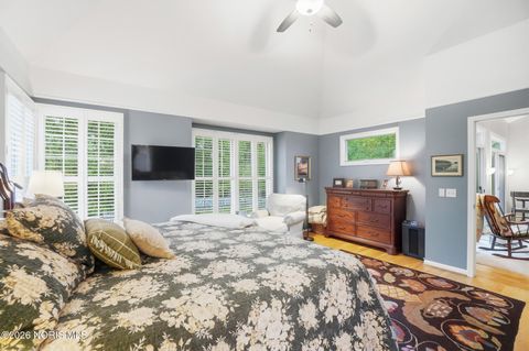 Tiny photo for 29038 E River Road, Perrysburg, OH 43551 (MLS # 10003497)