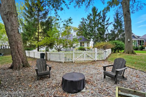 Tiny photo for 29038 E River Road, Perrysburg, OH 43551 (MLS # 10003497)