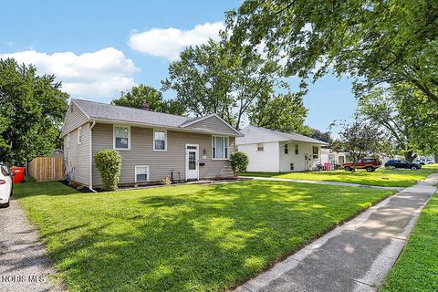 Tiny photo for 916 Harmon Street, Findlay, OH 45840 (MLS # 10009879)