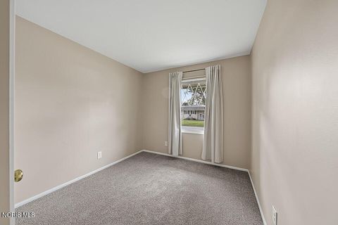 Tiny photo for 916 Harmon Street, Findlay, OH 45840 (MLS # 10009879)