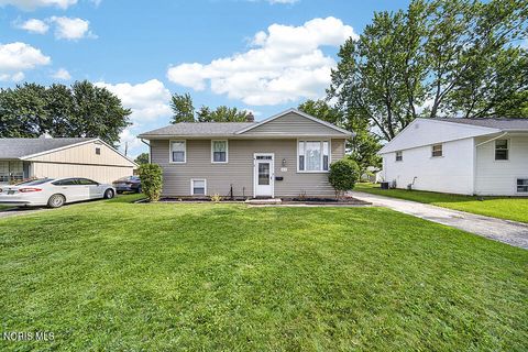 Tiny photo for 916 Harmon Street, Findlay, OH 45840 (MLS # 10009879)