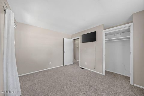 Tiny photo for 916 Harmon Street, Findlay, OH 45840 (MLS # 10009879)