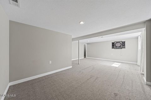 Tiny photo for 916 Harmon Street, Findlay, OH 45840 (MLS # 10009879)