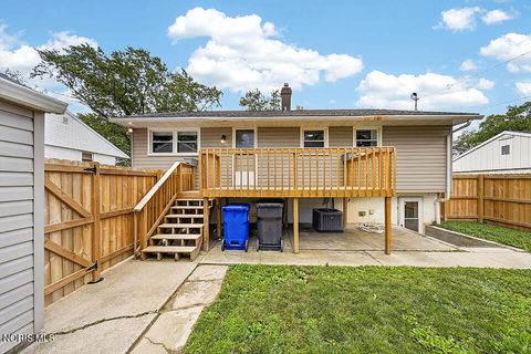 Tiny photo for 916 Harmon Street, Findlay, OH 45840 (MLS # 10009879)