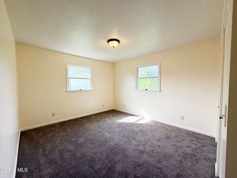 Tiny photo for 77 Barcelona Drive, Fostoria, OH 44830 (MLS # 10006885)