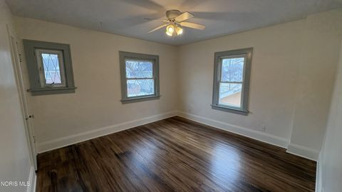 Tiny photo for 1938 Fernwood Avenue, Toledo, OH 43607 (MLS # 10004373)