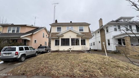 Photo of 1938 Fernwood Avenue, Toledo, OH 43607 (MLS # 10004373)