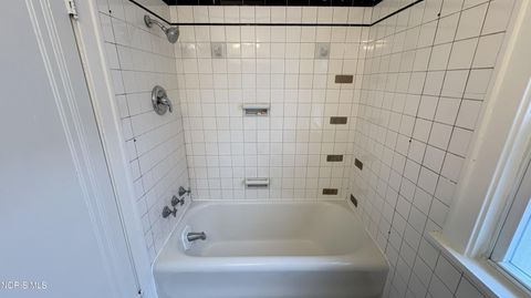 Tiny photo for 1938 Fernwood Avenue, Toledo, OH 43607 (MLS # 10004373)