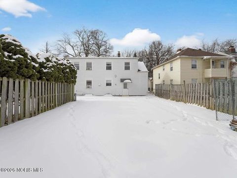 Tiny photo for 4510 Eastway Street, Toledo, OH 43612 (MLS # 10003849)