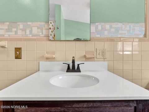 Tiny photo for 4510 Eastway Street, Toledo, OH 43612 (MLS # 10003849)