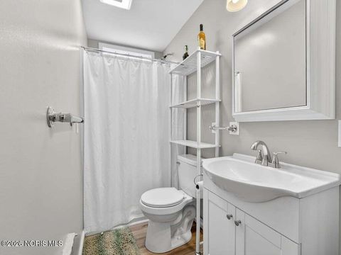 Tiny photo for 4510 Eastway Street, Toledo, OH 43612 (MLS # 10003849)