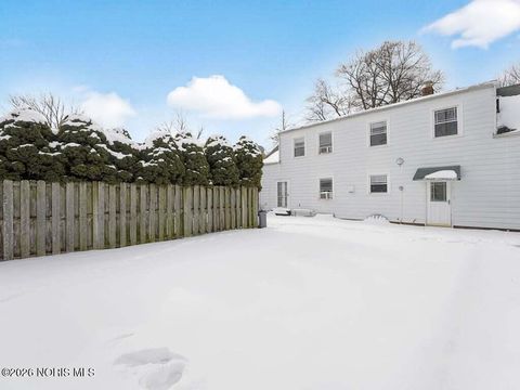 Tiny photo for 4510 Eastway Street, Toledo, OH 43612 (MLS # 10003849)