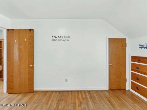 Tiny photo for 4510 Eastway Street, Toledo, OH 43612 (MLS # 10003849)