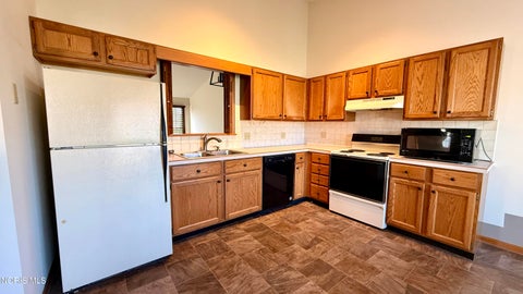 Tiny photo for 901 W Melrose Avenue, Findlay, OH 45840 (MLS # 10014330)