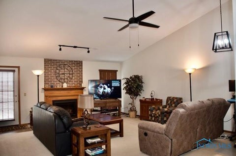 Tiny photo for 901 W Melrose Avenue, Findlay, OH 45840 (MLS # 10014330)