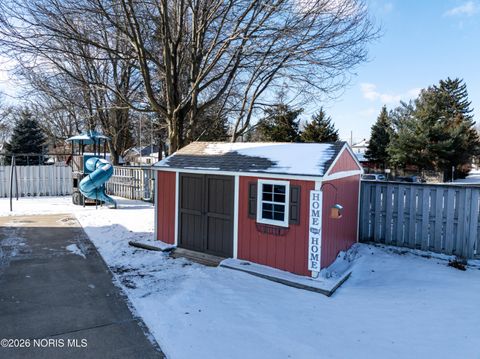 Tiny photo for 305 W Cherry Street, Clyde, OH 43410 (MLS # 10003318)