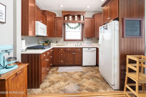 Tiny photo for 305 W Cherry Street, Clyde, OH 43410 (MLS # 10003318)