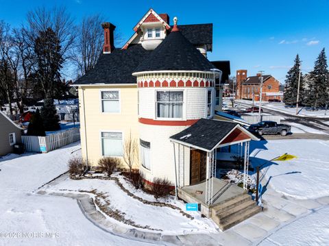 Tiny photo for 305 W Cherry Street, Clyde, OH 43410 (MLS # 10003318)