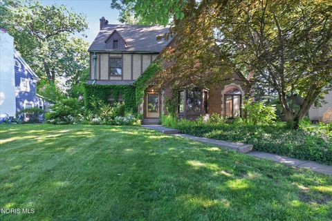 Tiny photo for 3412 Gallatin Road, Ottawa Hills, OH 43606 (MLS # 10009789)