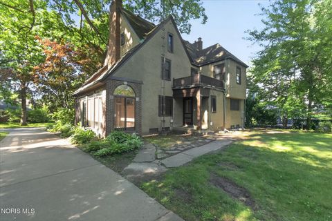 Tiny photo for 3412 Gallatin Road, Ottawa Hills, OH 43606 (MLS # 10009789)