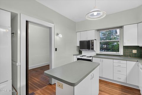 Tiny photo for 3412 Gallatin Road, Ottawa Hills, OH 43606 (MLS # 10009789)