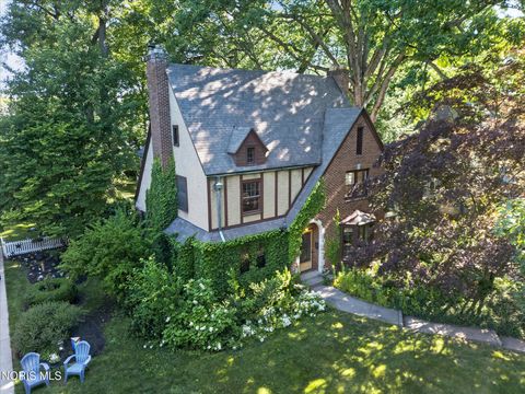 Tiny photo for 3412 Gallatin Road, Ottawa Hills, OH 43606 (MLS # 10009789)