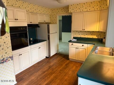 Tiny photo for 1936 W Crest Drive, Toledo, OH 43614 (MLS # 10004677)