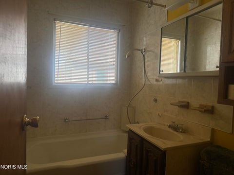 Tiny photo for 1716 Moore Street, Fremont, OH 43420 (MLS # 10010494)