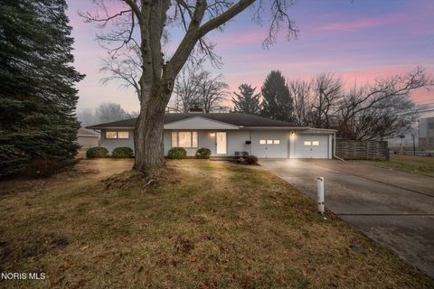 Tiny photo for 5806 Midwest Avenue, Toledo, OH 43613 (MLS # 10004394)