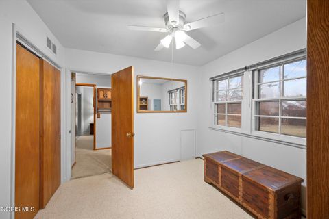 Tiny photo for 5806 Midwest Avenue, Toledo, OH 43613 (MLS # 10004394)