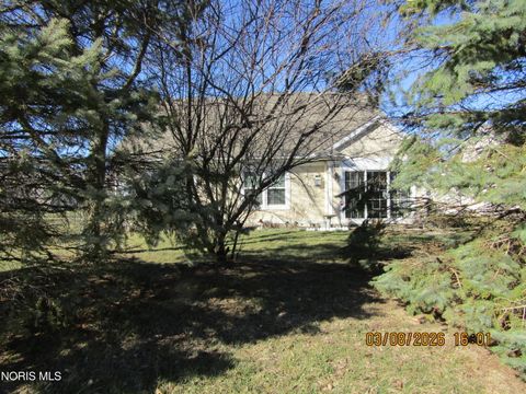 Tiny photo for 24526 Village Lane, Grand Rapids, OH 43522 (MLS # 10004845)