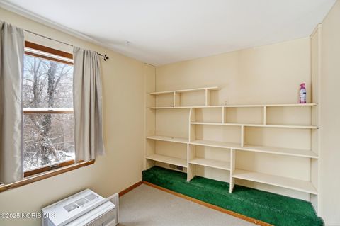 Tiny photo for 1561 N Stadium Road, Oregon, OH 43616 (MLS # 10002209)