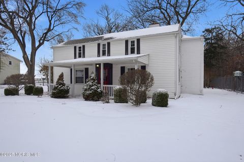 Tiny photo for 1561 N Stadium Road, Oregon, OH 43616 (MLS # 10002209)