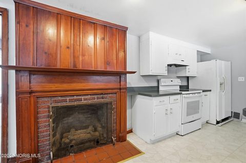 Tiny photo for 1561 N Stadium Road, Oregon, OH 43616 (MLS # 10002209)