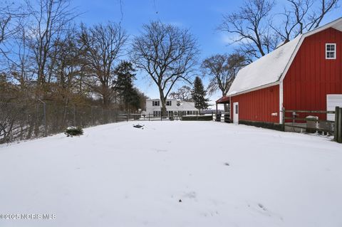 Tiny photo for 1561 N Stadium Road, Oregon, OH 43616 (MLS # 10002209)