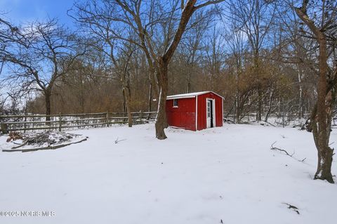 Tiny photo for 1561 N Stadium Road, Oregon, OH 43616 (MLS # 10002209)