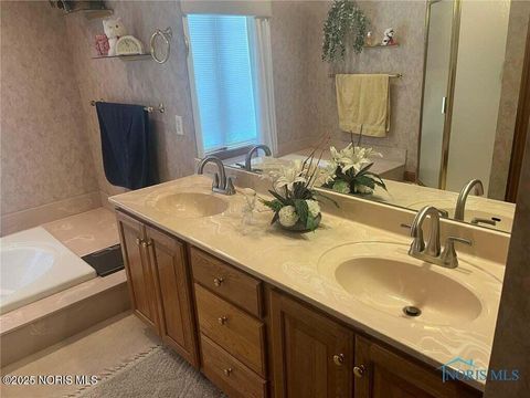 Tiny photo for 7538 Tournament Drive, Waterville, OH 43566 (MLS # 10002400)