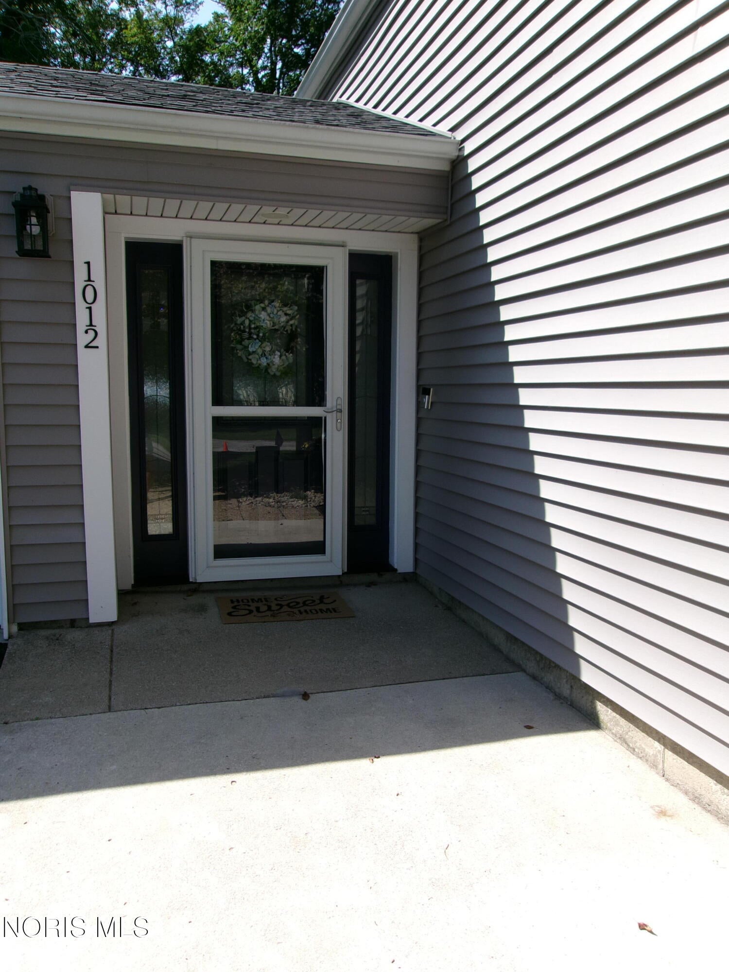 1012 Lakehurst Drive