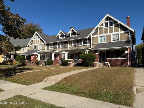 Photo of 918 Lincoln Avenue, Toledo, OH 43607 (MLS # 10000324)