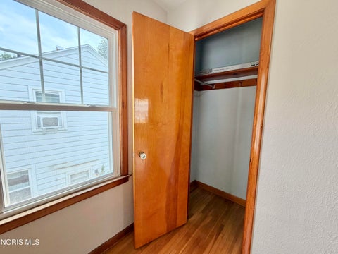 Tiny photo for 1204 Hawk Street, Toledo, OH 43612 (MLS # 10013508)