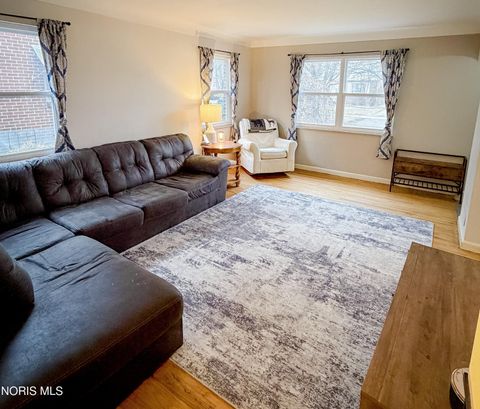 Tiny photo for 4233 Garrison Road, Toledo, OH 43613 (MLS # 10004675)