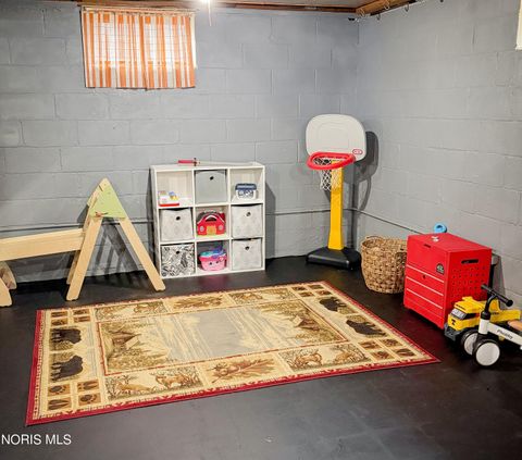 Tiny photo for 4233 Garrison Road, Toledo, OH 43613 (MLS # 10004675)