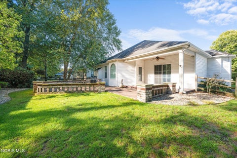 Tiny photo for 1738 Deer Trail Drive, Toledo, OH 43615 (MLS # 10013201)