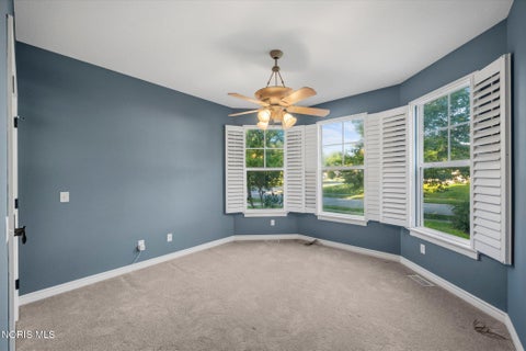Tiny photo for 1738 Deer Trail Drive, Toledo, OH 43615 (MLS # 10013201)