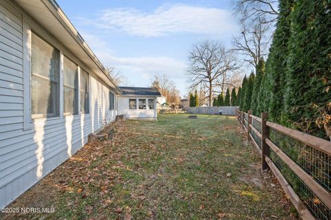 Tiny photo for 6000 Park Street, Sylvania, OH 43560 (MLS # 10002532)