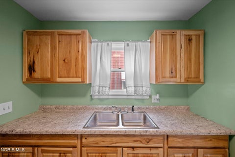 Tiny photo for 110 Orville Drive, Toledo, OH 43612 (MLS # 10010758)